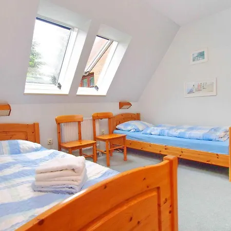 Apartment Ferienwohnung Bruhn Gastehaus Bruhn Whg 5 Alkersum